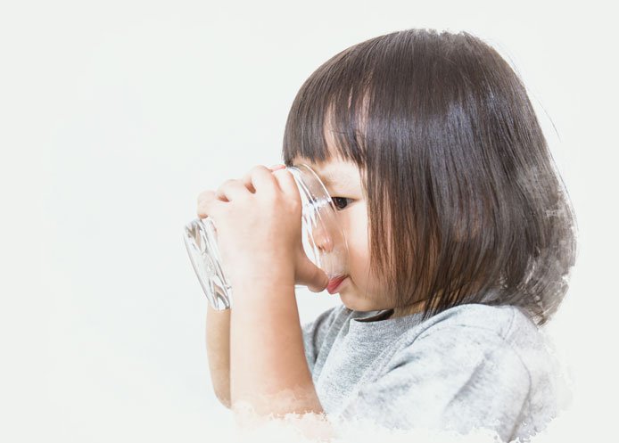 Encourage your child to satisfy their thirst with water.
